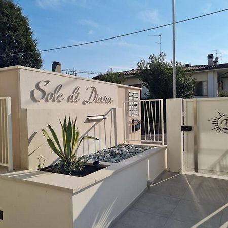 Sole Di Diana Luxury Apartments Peschiera del Garda Bagian luar foto