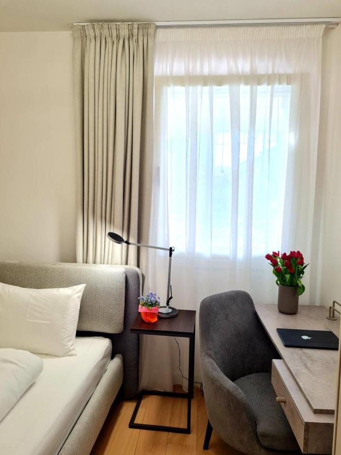 Sole Di Diana Luxury Apartments Peschiera del Garda Bagian luar foto