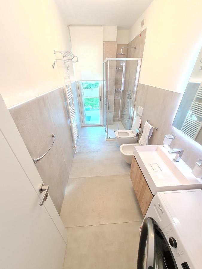 Sole Di Diana Luxury Apartments Peschiera del Garda Bagian luar foto
